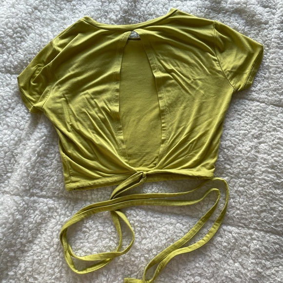 Garage Open Back Tee - Picture 5 of 5